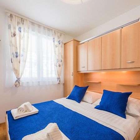 Apartment Blue Lagoon สปลิท ภายนอก รูปภาพ