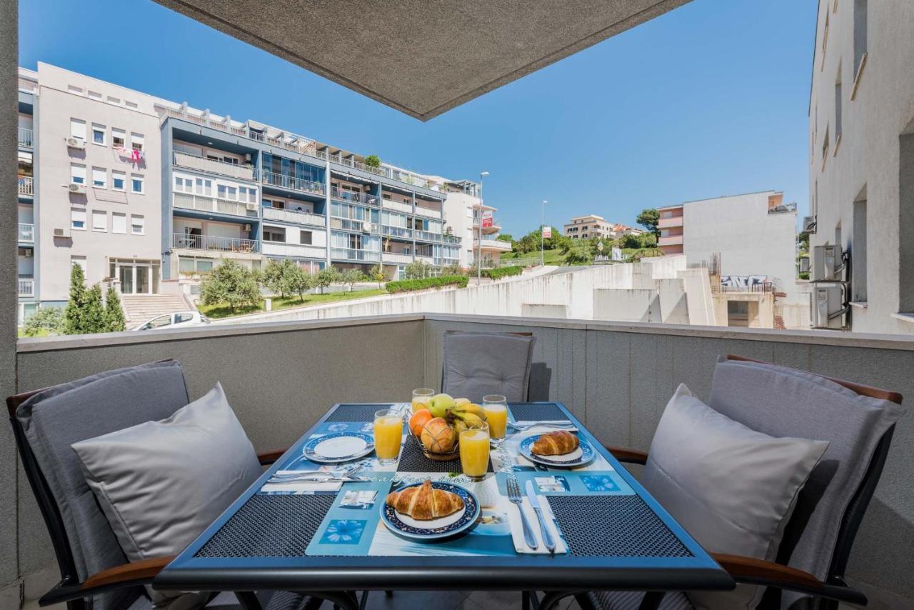 Apartment Blue Lagoon สปลิท ภายนอก รูปภาพ