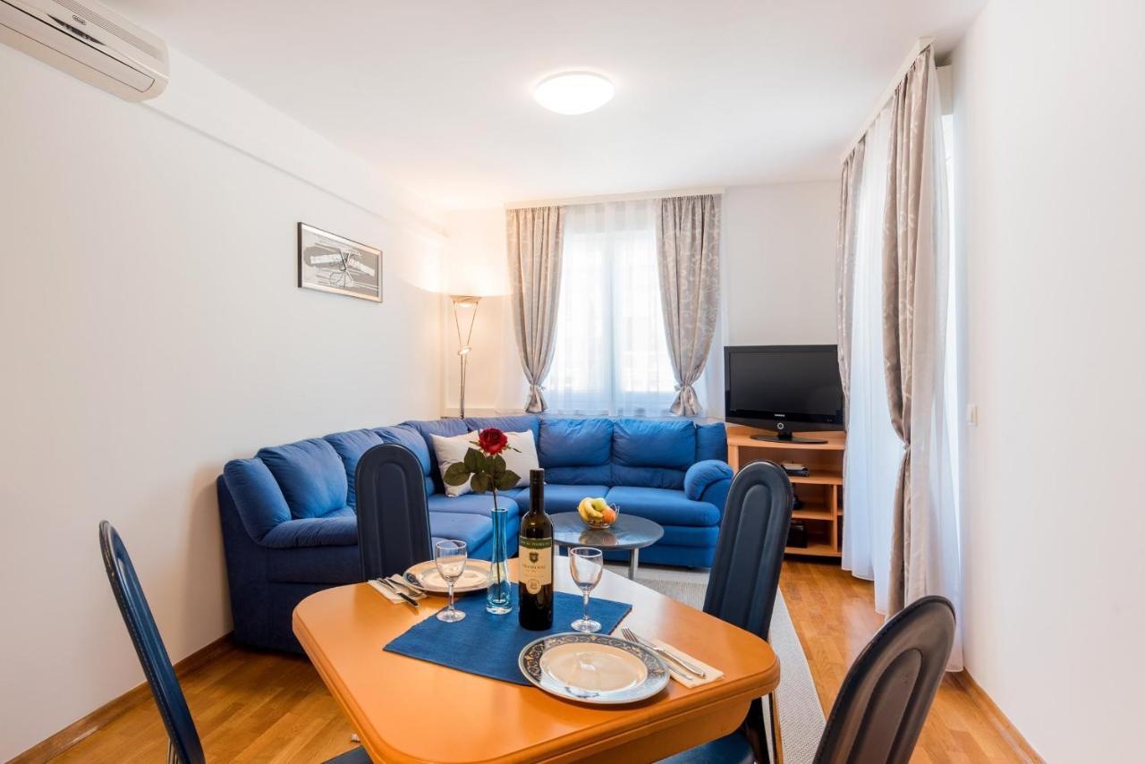 Apartment Blue Lagoon สปลิท ภายนอก รูปภาพ
