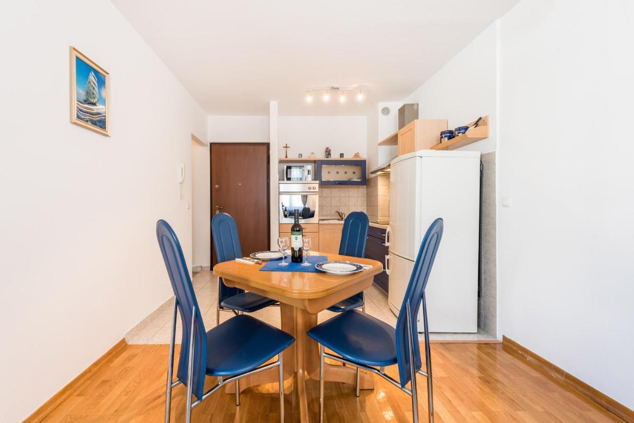 Apartment Blue Lagoon สปลิท ภายนอก รูปภาพ