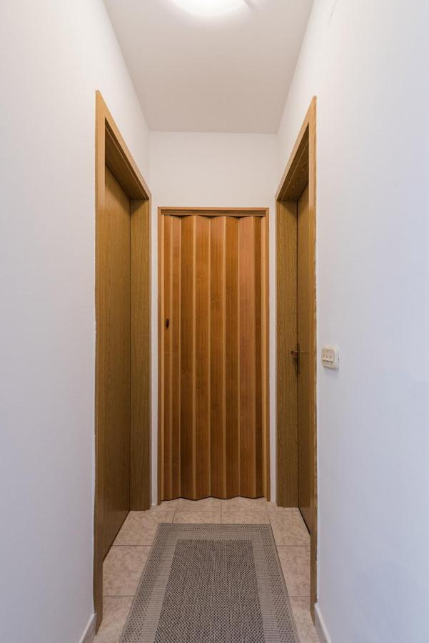 Apartment Blue Lagoon สปลิท ภายนอก รูปภาพ